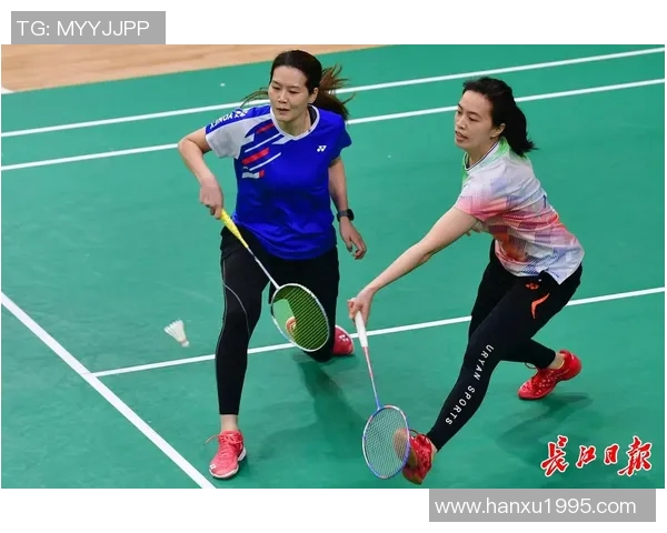 武汉羽毛球队在洲际杯中的默契配合与战术分析