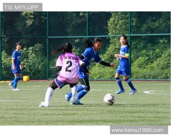 重庆足球队引领最新足球战术榜单前十强的崛起与变革