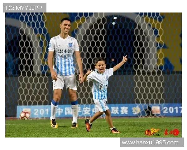 父子携手共追梦足球明星动漫中的温情与奋斗故事 父子携手共追梦足球明星动漫中的温情与奋斗故事