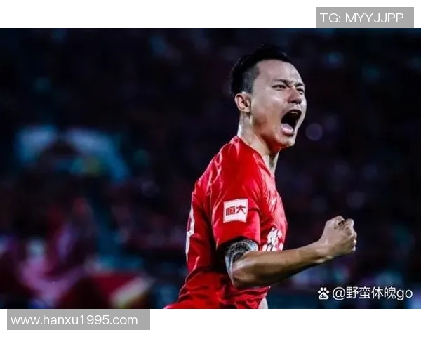 足球明星11人4的传奇故事与他们在绿茵场上的辉煌瞬间回顾 足球明星11人4的传奇故事与他们在绿茵场上的辉煌瞬间回顾